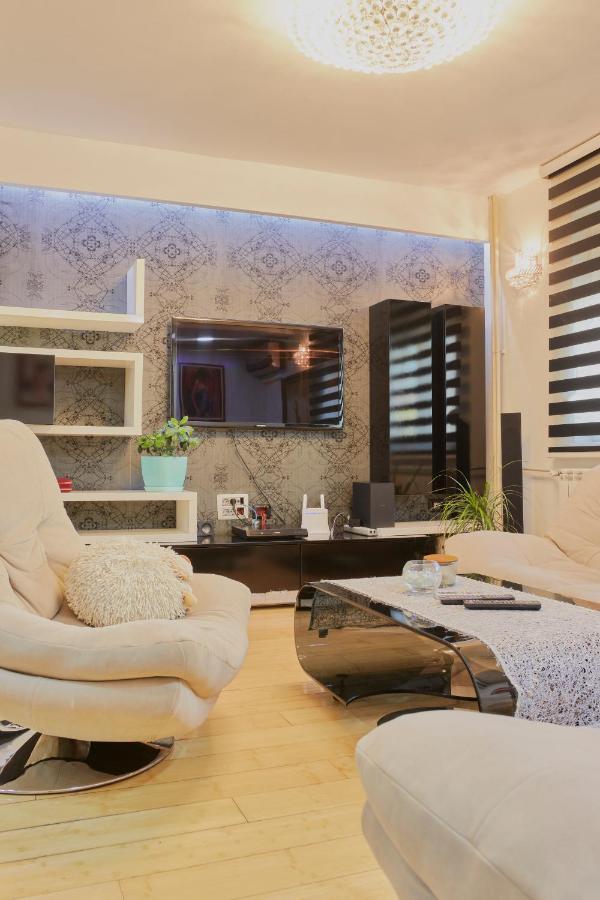 Diamond Butterfly Apartment Szkopje Kültér fotó