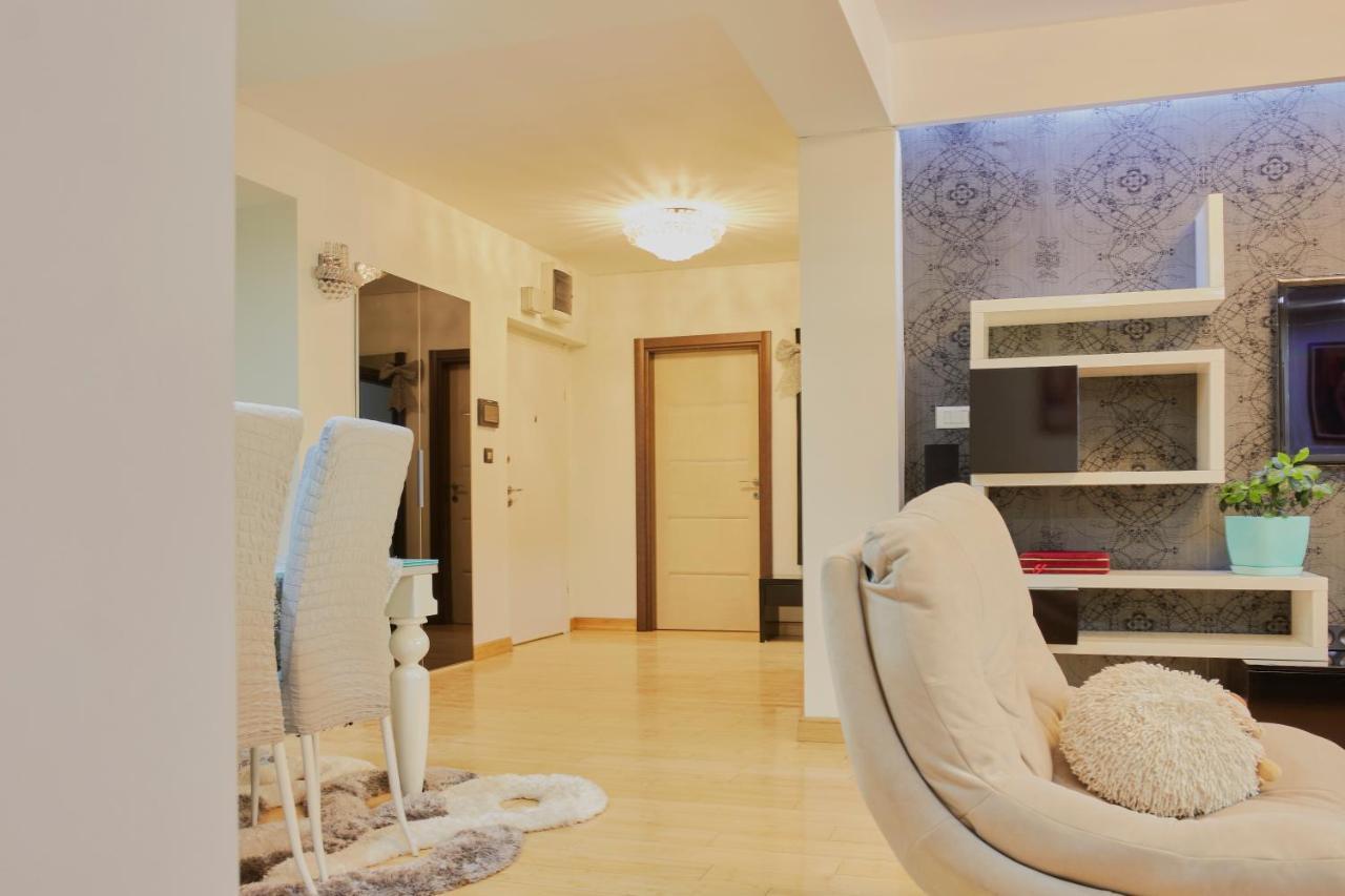 Diamond Butterfly Apartment Szkopje Kültér fotó